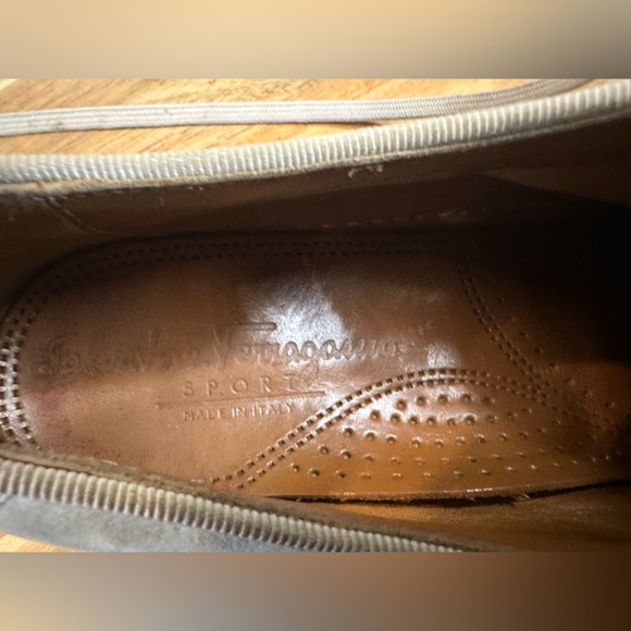 Salvatore Ferragamo Sport Italy Women’s Sneaker Size 7 1/2 - Picture 8 of 16